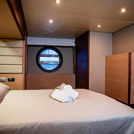 Sicilyacht Charters & *