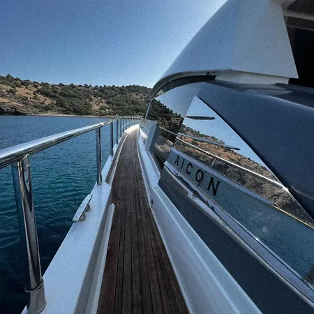 船屋 Sicilyacht Charters &